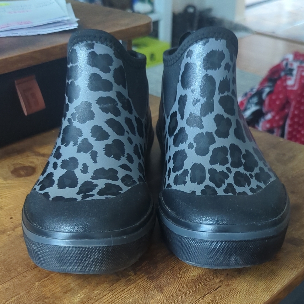 Women's Gator Waders Leopard Print Camp Boots
